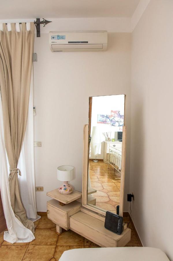 Seascape - Noemi'S Rooms Vico Equense Exterior photo