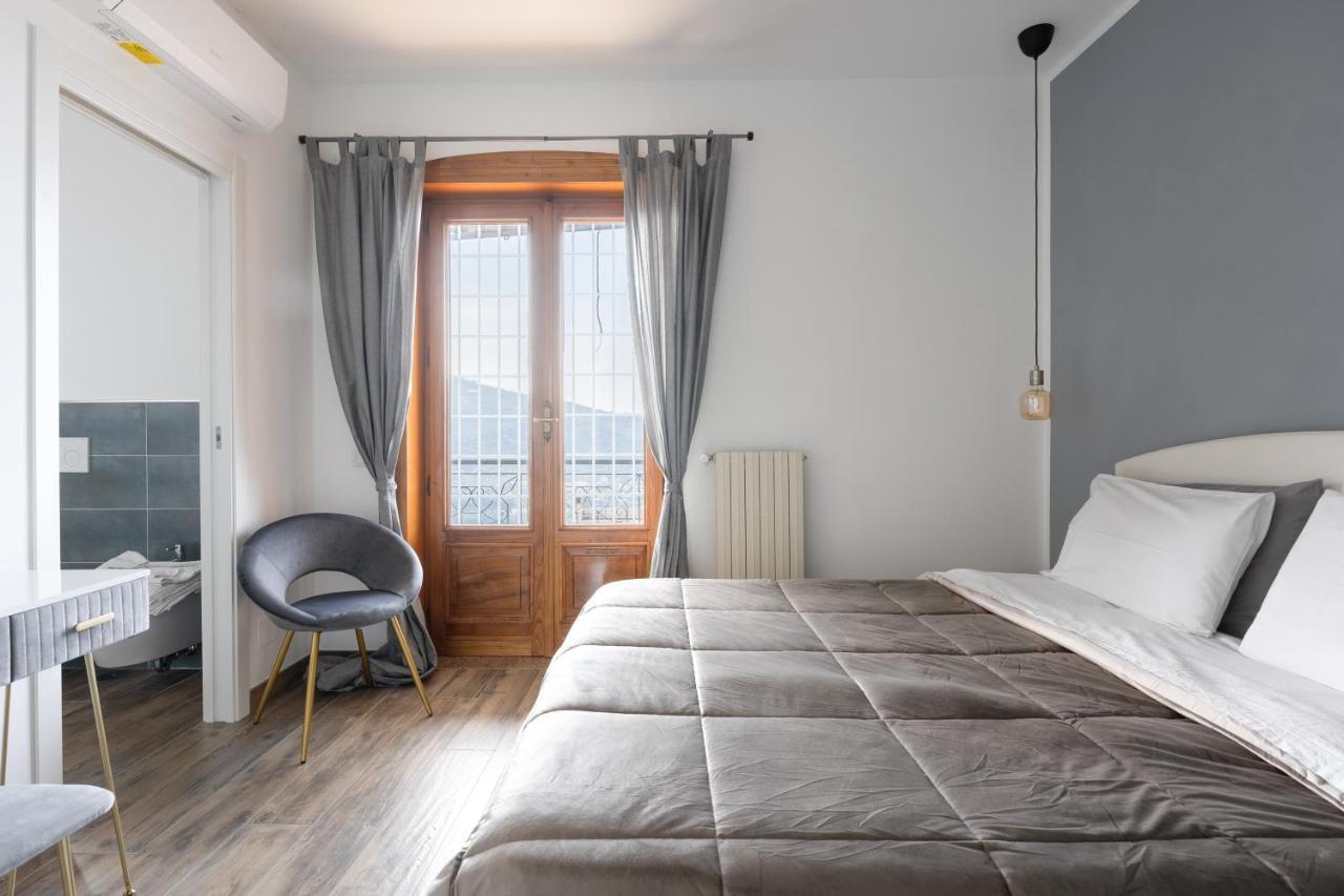 Seascape - Noemi'S Rooms Vico Equense Exterior photo
